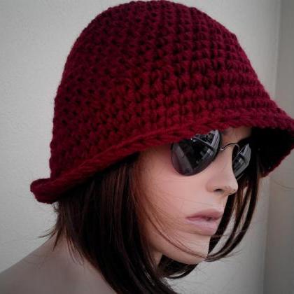 Womens Fedora Hat - Chunky Knit Slouchy Burgundy..
